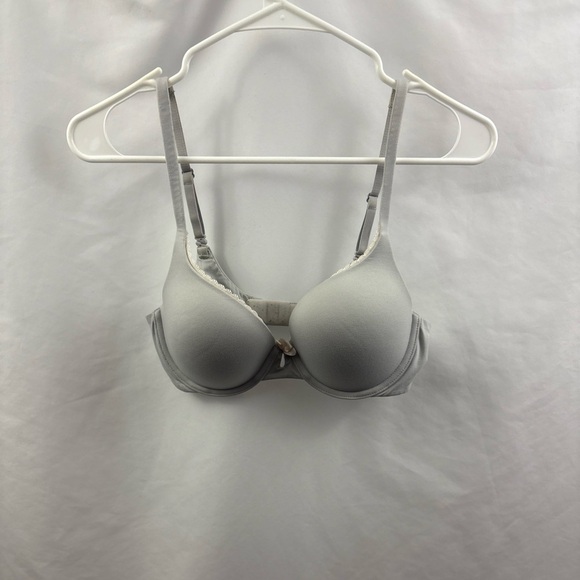Victorias Secret Bra Body By Victoria Lined Perfect Coverage Gray Bra Size 34C - Picture 1 of 10